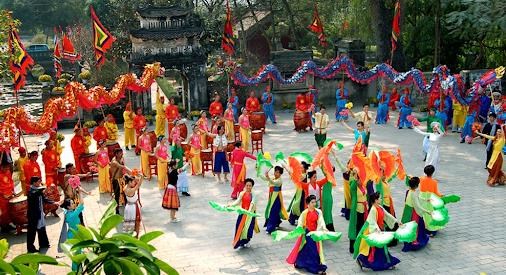 Rôle de la culture et de l homme dans l oeuvre de renouveau et développement au Vietnam et au Laos
